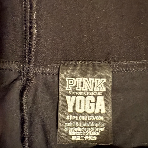 PINK YOGA LEGGINGS - Picture 2 of 3